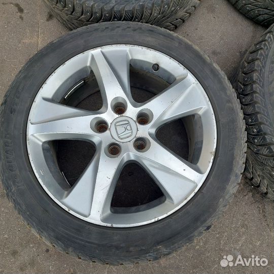 Колеса зимние на литых дисках Honda 225/50/17