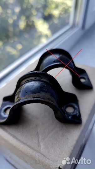 Кронштейн втулки стабилизатора honda 51308-SAA-000