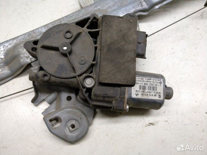 Мотор стеклоподъемника передний правый Peugeot 308