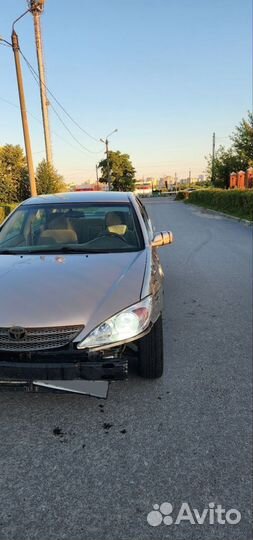 Toyota Camry 2.4 AT, 2002, битый, 230 000 км