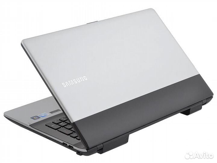 Samsung Core i3/4Gb/SSD120Gb/GT520/15.6