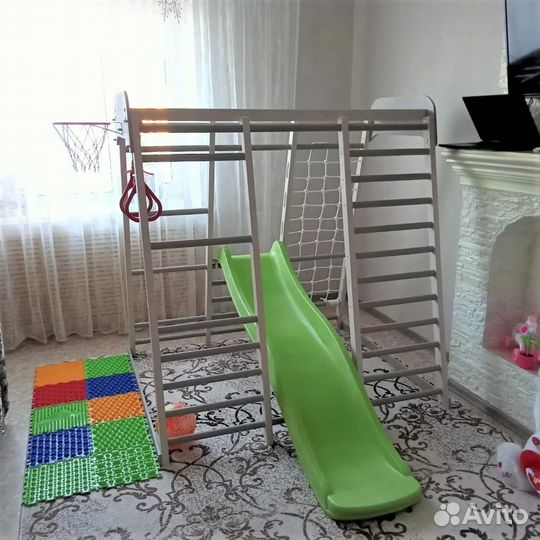 Детский спортивный уголок