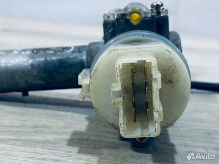 Замок зажигания Hyundai Santa Fe 2000