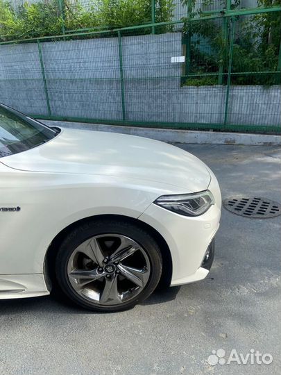 Toyota Crown 2.5 CVT, 2018, 70 000 км