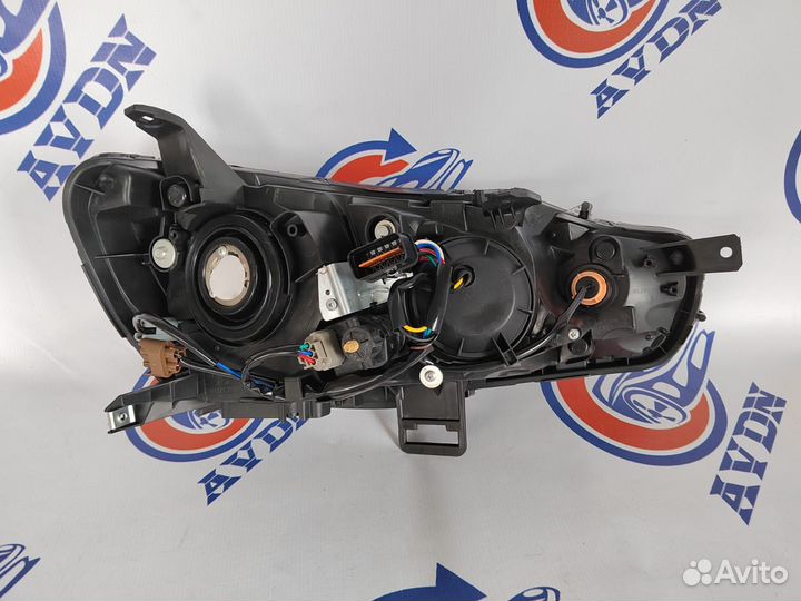 Фара Mitsubishi Lancer X с 2010 года