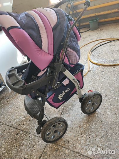 Продам детскую коляску