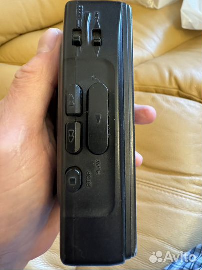 Кассетный плеер sony walkman (Япония) с наушниками