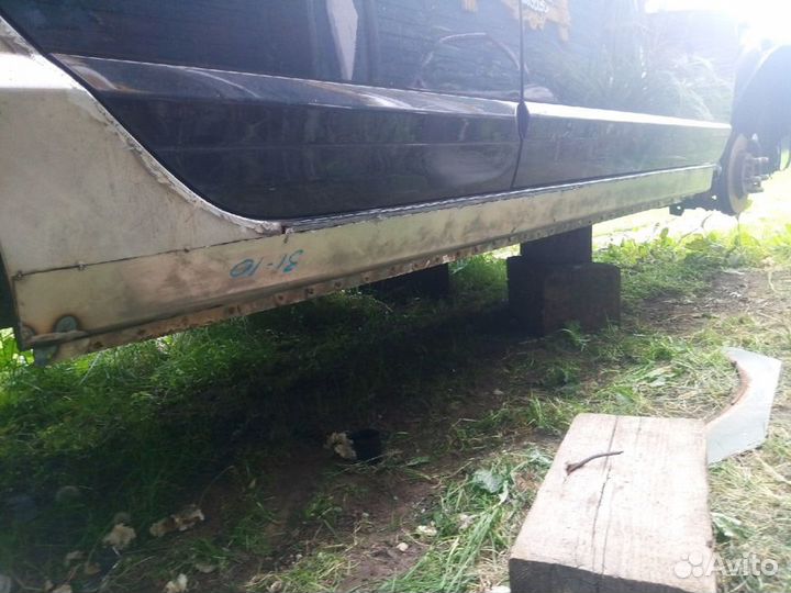 Кузовной порог правый Chevrolet Tracker ремонтный