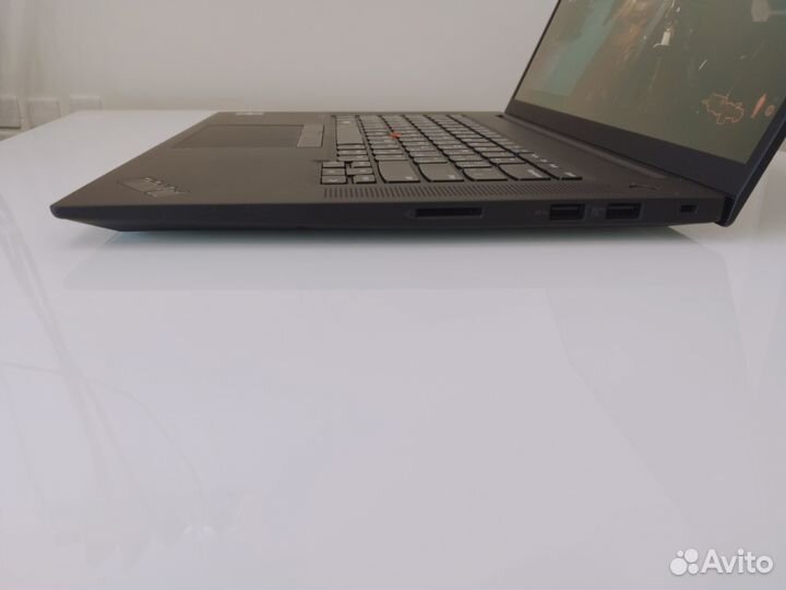 Lenovo Thinkpad P1 gen.6 (13800H, RTX 3500, 4K)