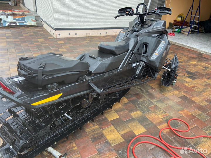 Brp ski-doo summit expert 154 850