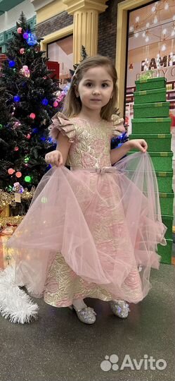 Платье праздничное 110