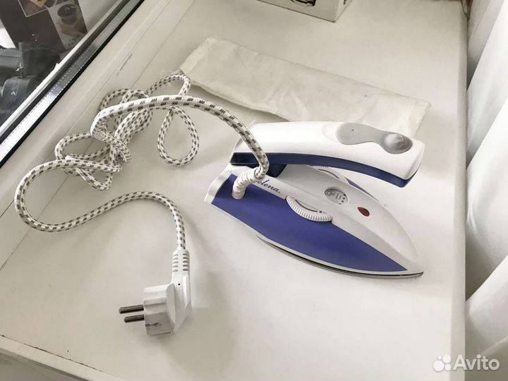 Утюг мини Rolsen дорожный