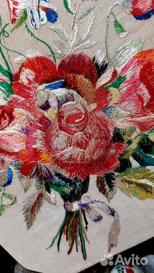 Вышивка гладью.Винтаж.букет на льне