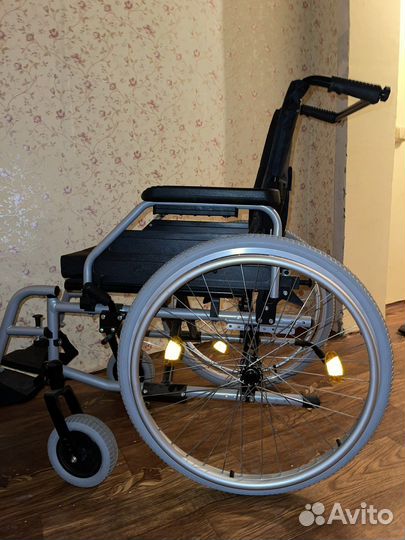 Коляска инвалидная