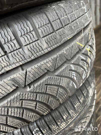 Michelin Pilot Alpin 4 235/55 R17