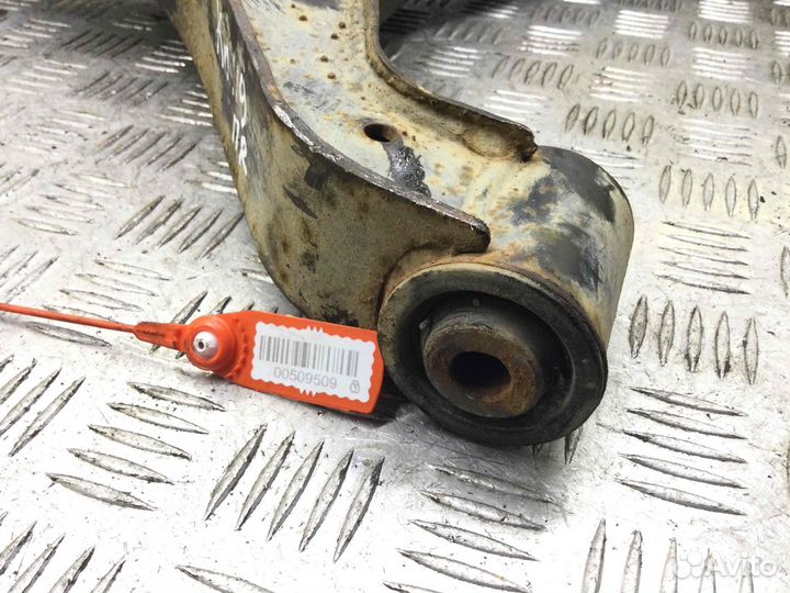 Рычаг передний правый Nissan Pathfinder YD25