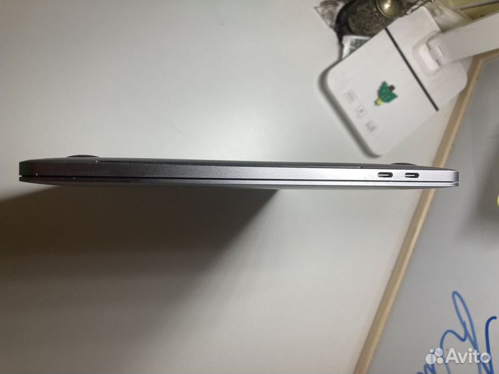 Apple macbook pro 13 2016