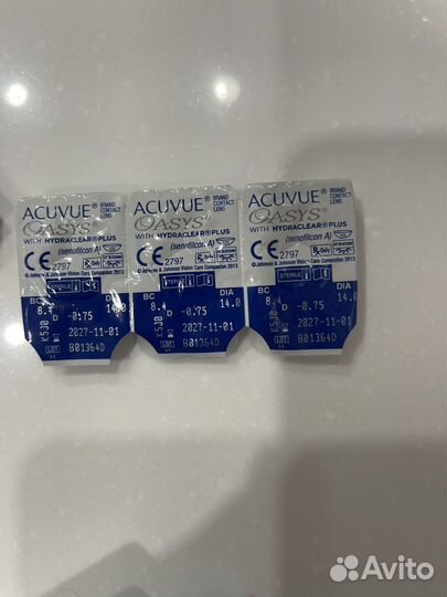 Линзы acuvue oasys hydraclear plus -0,75