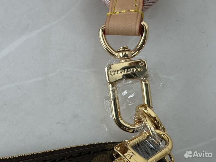 Сумка Louis Vuitton Multi Pochette