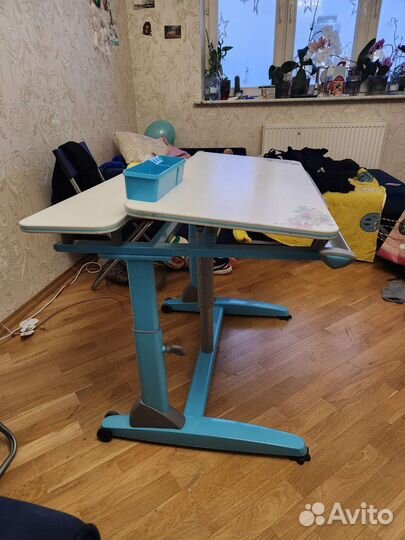 Письменный стол для школьника
