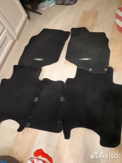 Автомобильные коврики Honda Fit, Subaru