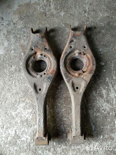 Рычаг задний поперечный Киа Маджентис 2