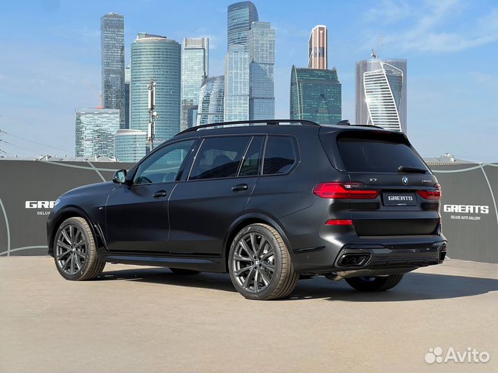 BMW X7 4.4 AT, 2022, 7 км