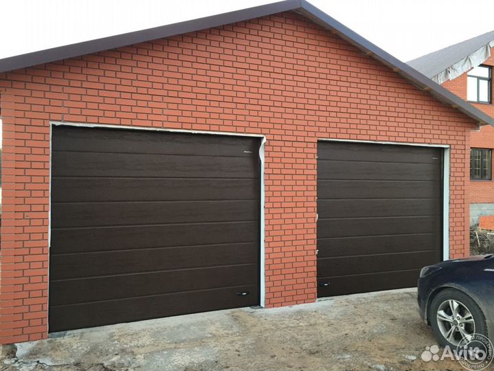 Секционные подъёмные гаражные ворот
