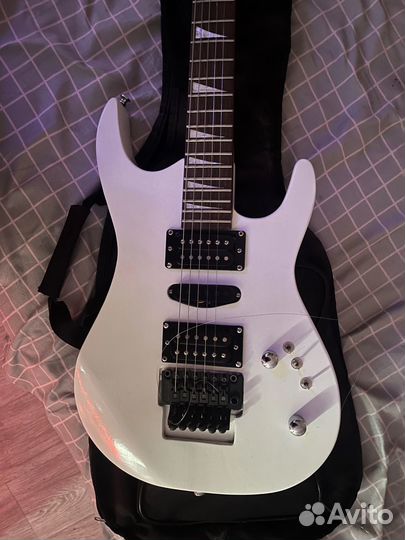 Электро гитара ibanez