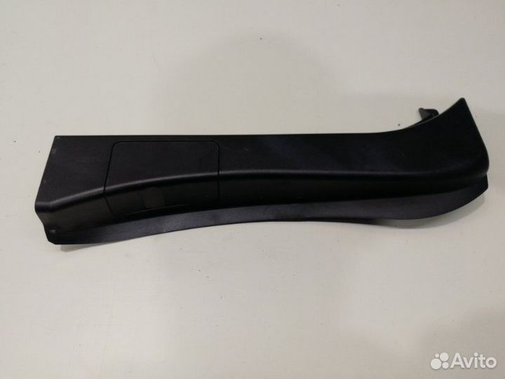 Накладка багажника правая Bmw X5 E70 N52B30 2009