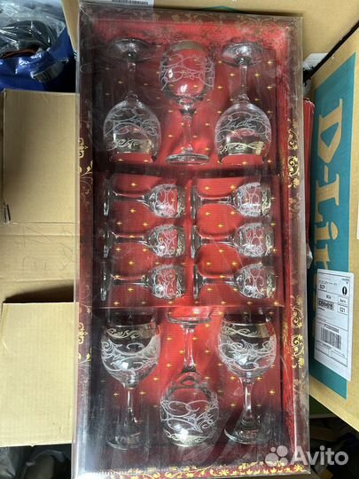 Набор рюмок и фужеров