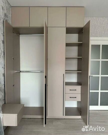 Шкаф встроенный