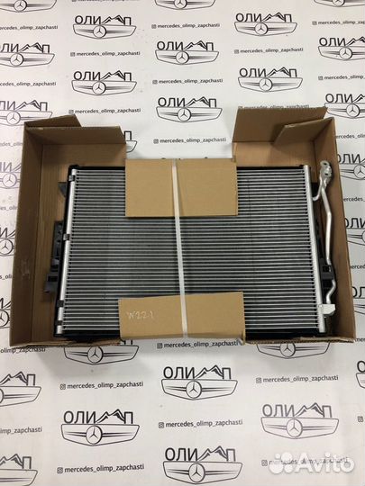 Радиатор кондиционера на Mercedes W221