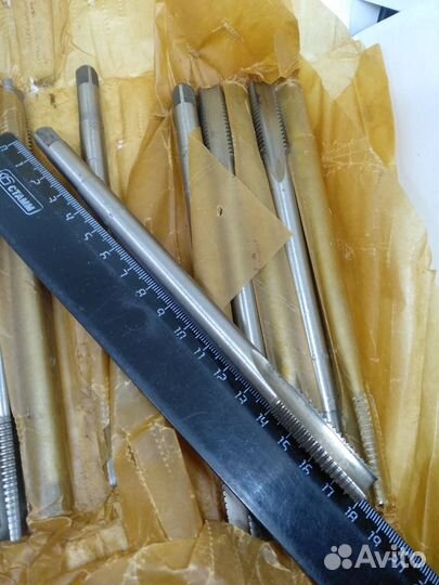 Метчик гаечный м14х2 СССР