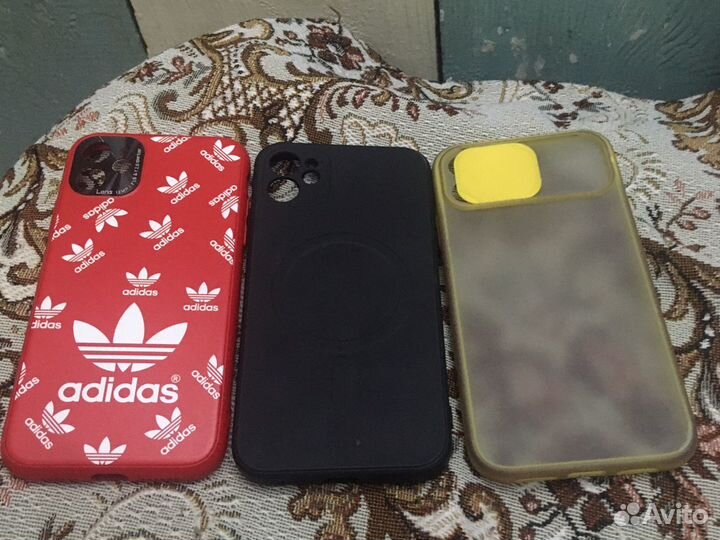 Чехол на iPhone 11