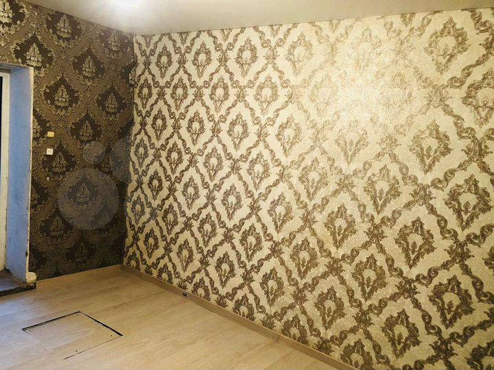 2-к. квартира, 60 м², 1/2 эт.