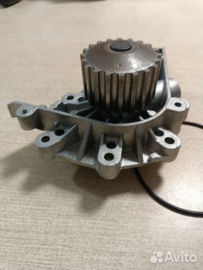 Продам водяную помпу