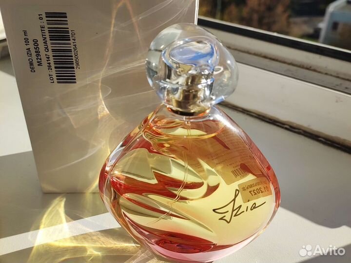 Sisley Izia. 100 ml. Оригинал. Новый