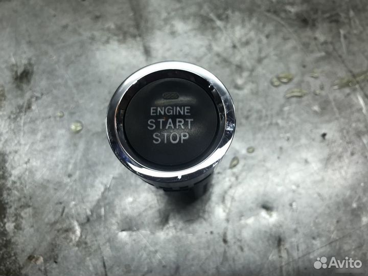Кнопка запуска двигателя Toyota Venza