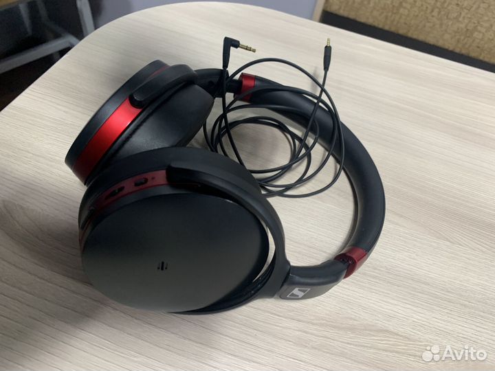 Беспроводные наушники