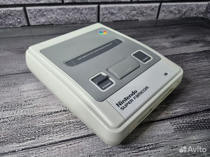 Игровая приставка Nintendo Super Famicom (HVC-002)