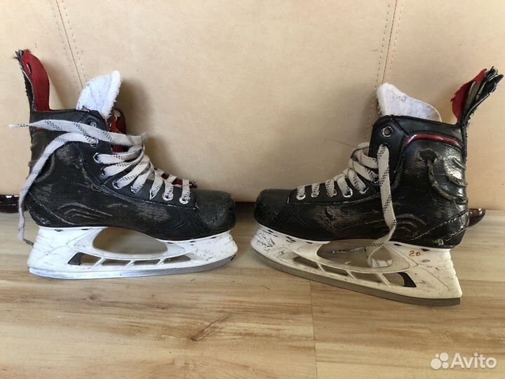 Коньки хоккейные Bauer