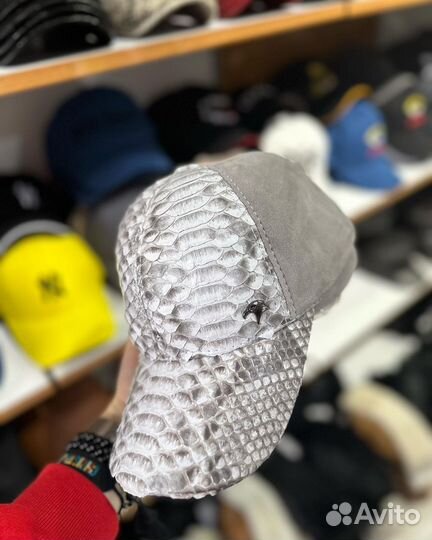 Кепка из питона