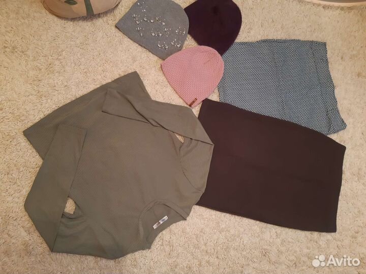 Пакет вещей 46 р.+шапки