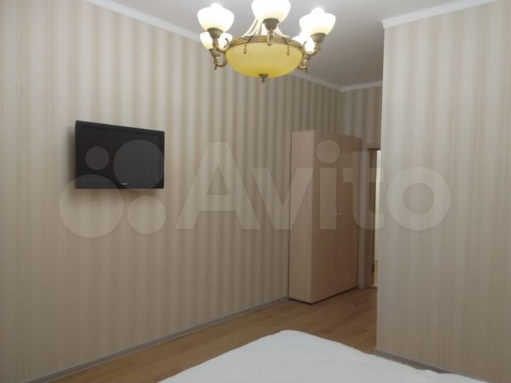Комната 18 м² в 6-к., 2/2 эт.