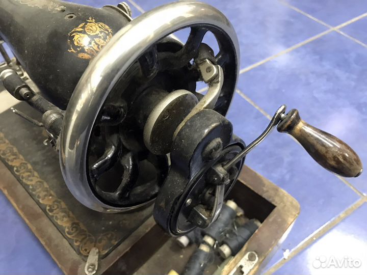 Швейная машинка