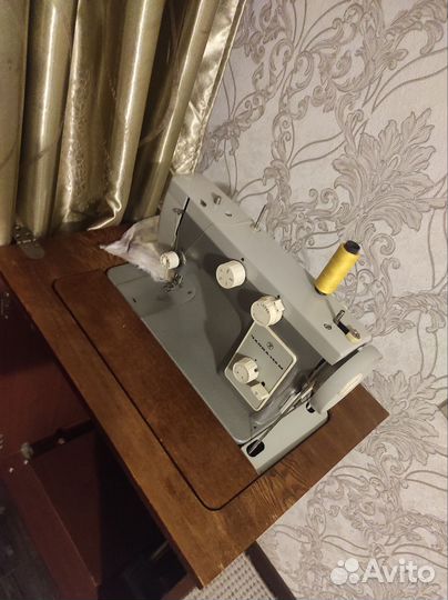 Швейная машинка рабочая
