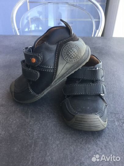 Кроссовки детские Biomecanics. Размер 22 EU