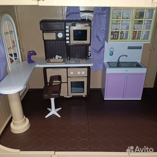Кукольный домик для барби с мебелью огонёк и замок