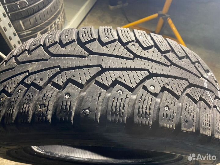 Nokian Tyres Hakkapeliitta 5 215/65 R16 102T